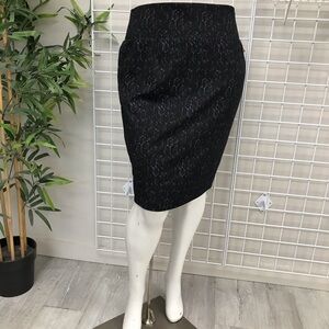 Apt 9 Black Pencil Skirt with Geometric Pattern. Size XL
